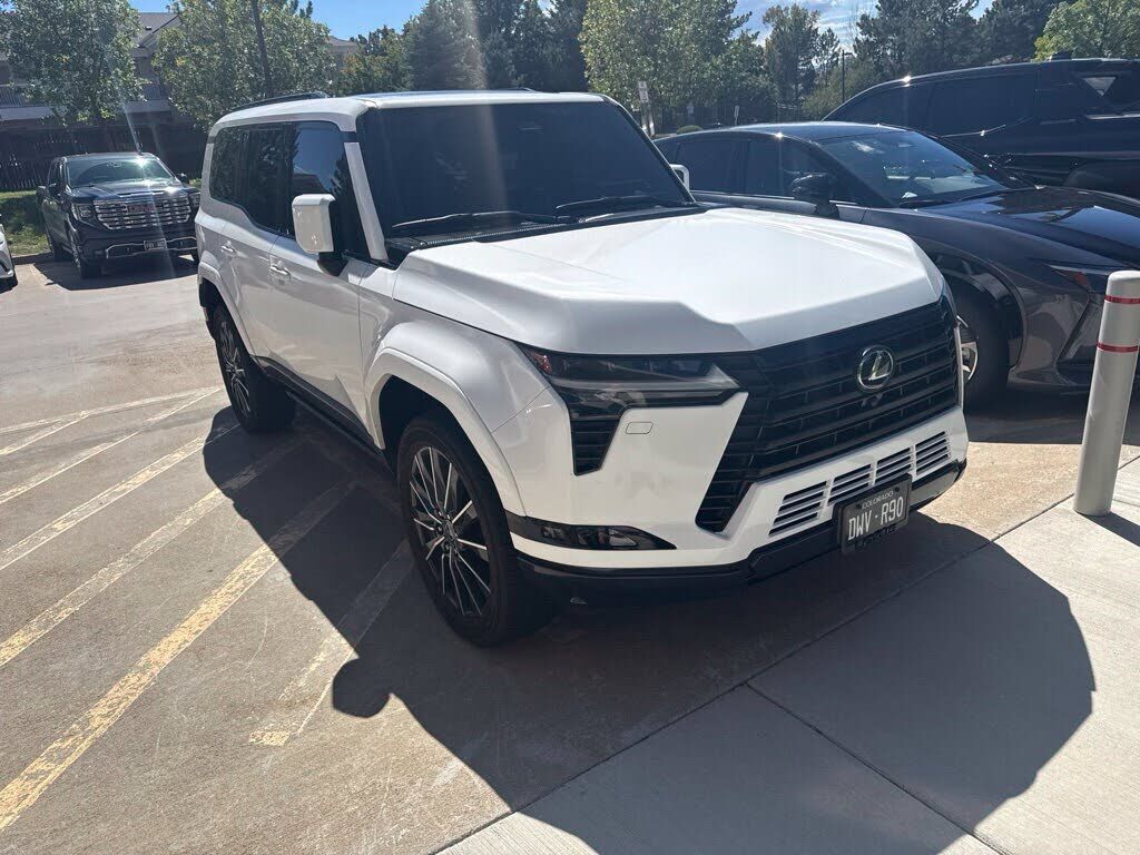 2024 LEXUS GX