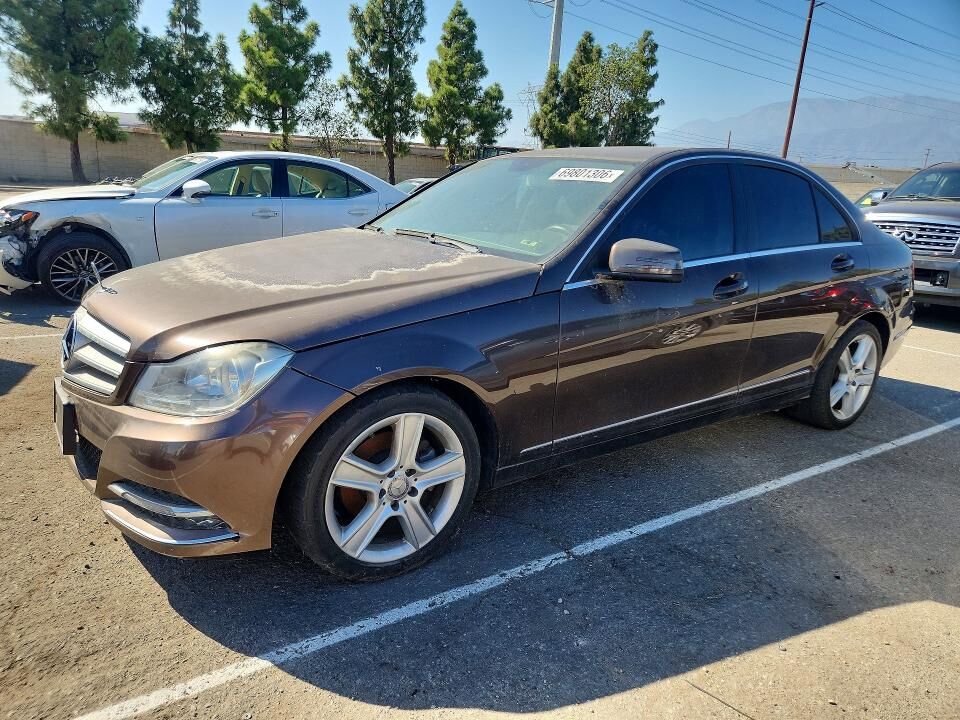 2013 MERCEDES-BENZ C-Class