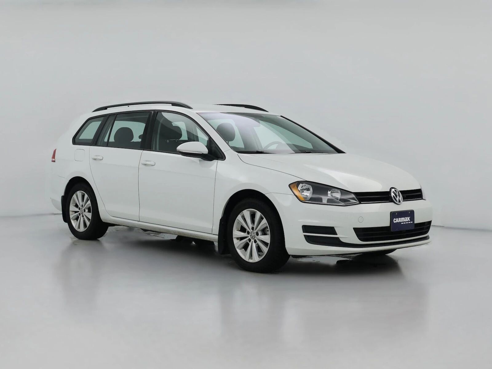2017 VOLKSWAGEN Golf SportWagen