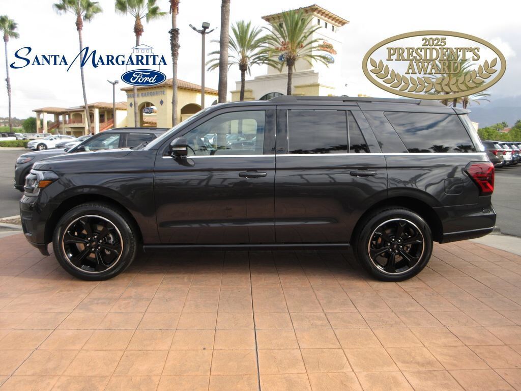 2023 FORD Expedition