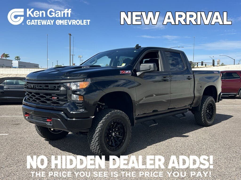 2025 CHEVROLET Silverado
