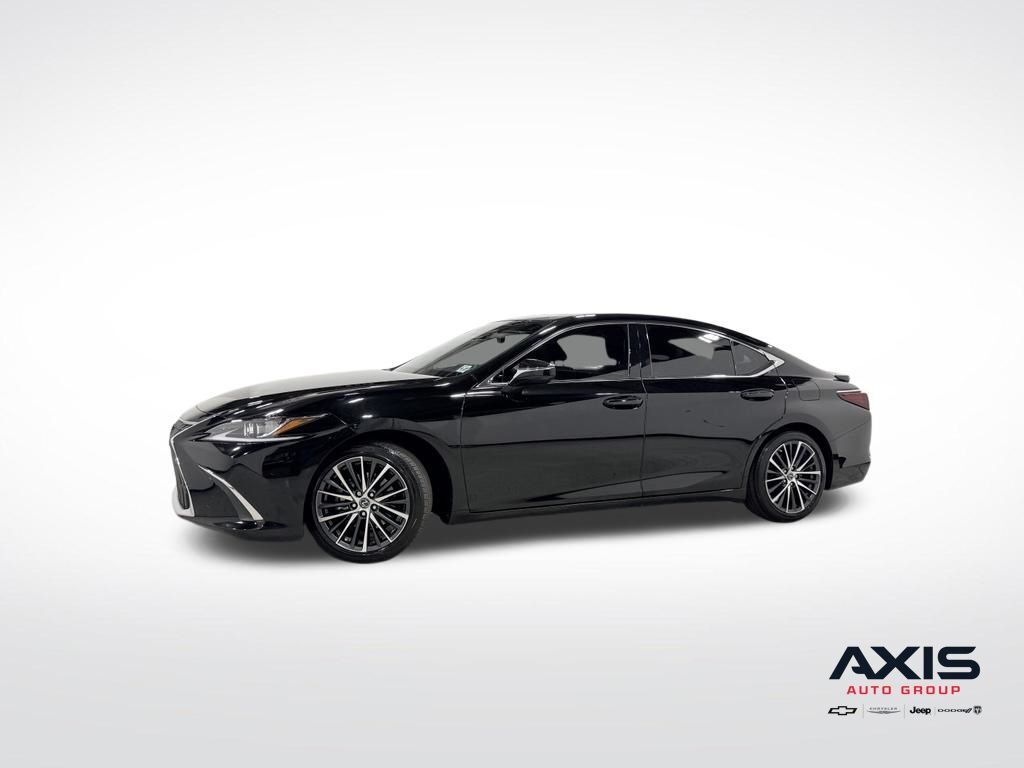 2022 LEXUS ES