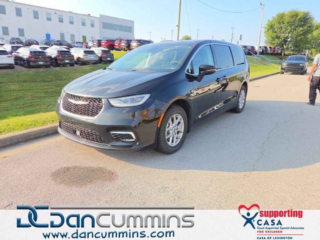 2024 CHRYSLER Pacifica