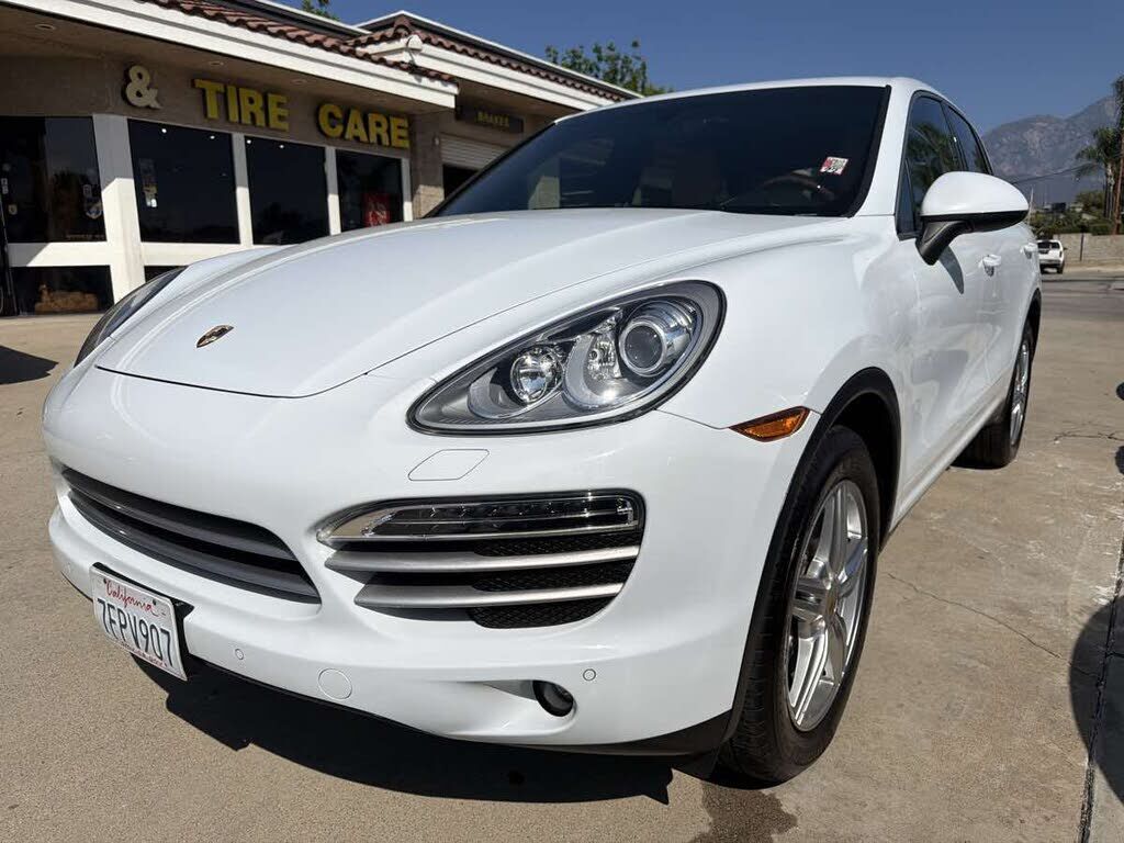 2014 PORSCHE Cayenne
