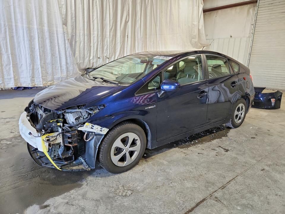 2015 TOYOTA PRIUS