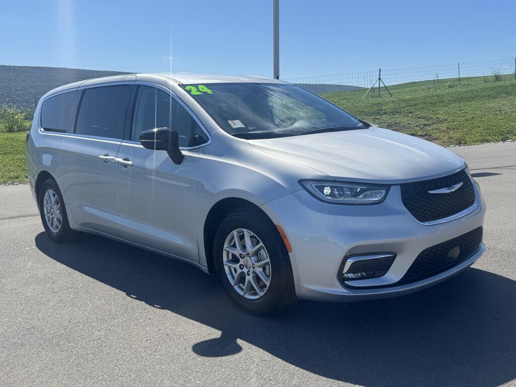 2024 CHRYSLER Pacifica