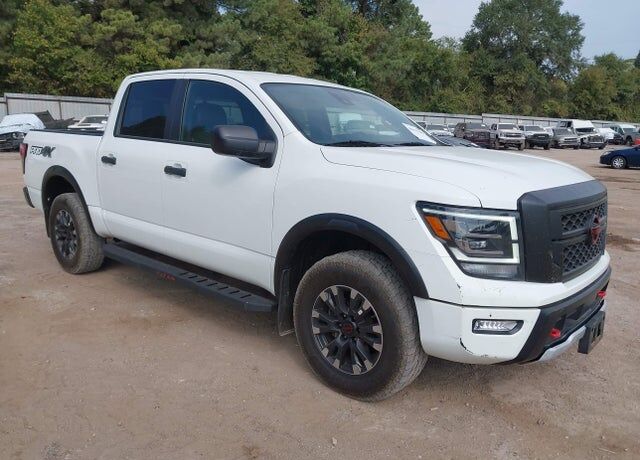 2023 NISSAN Titan