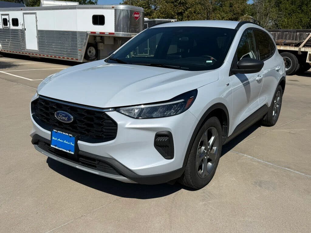 2025 FORD Escape