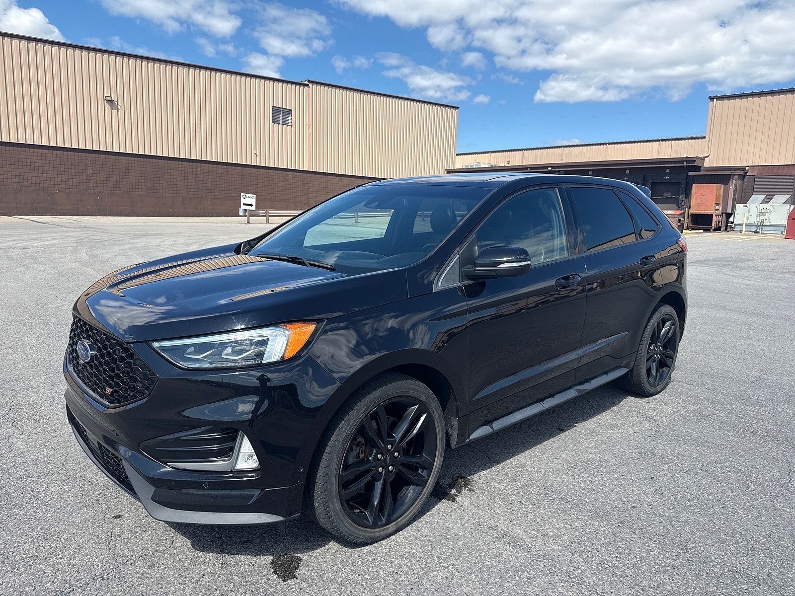 2019 FORD Edge