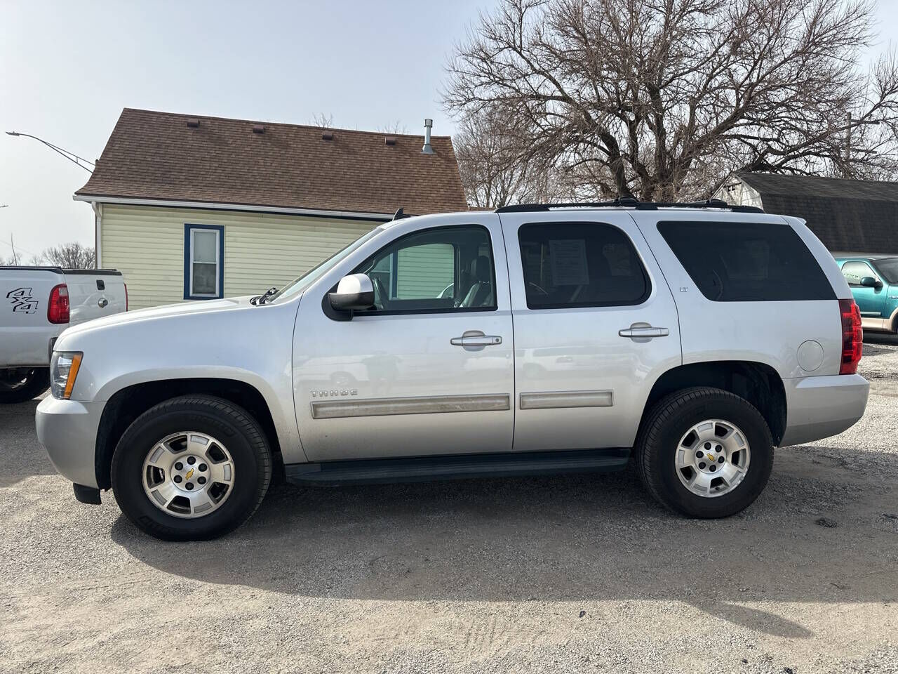 2011 CHEVROLET Tahoe