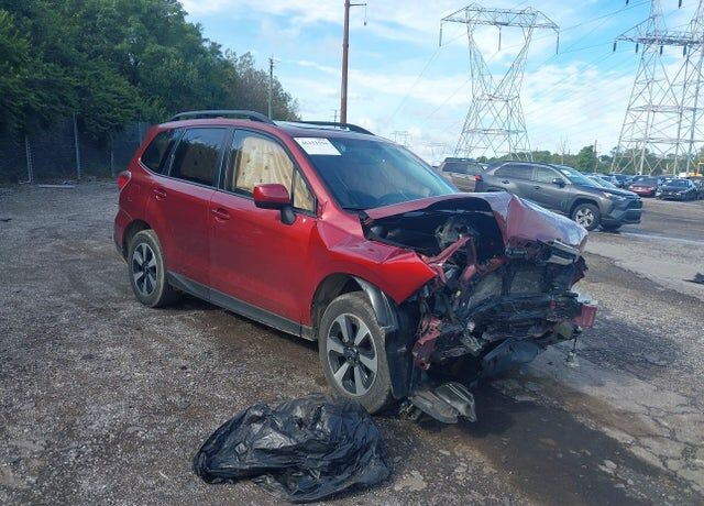 2017 SUBARU Forester