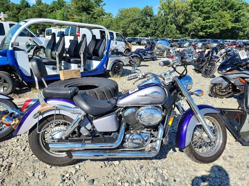 2002 HONDA VT750