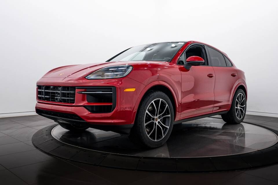 2026 PORSCHE Cayenne