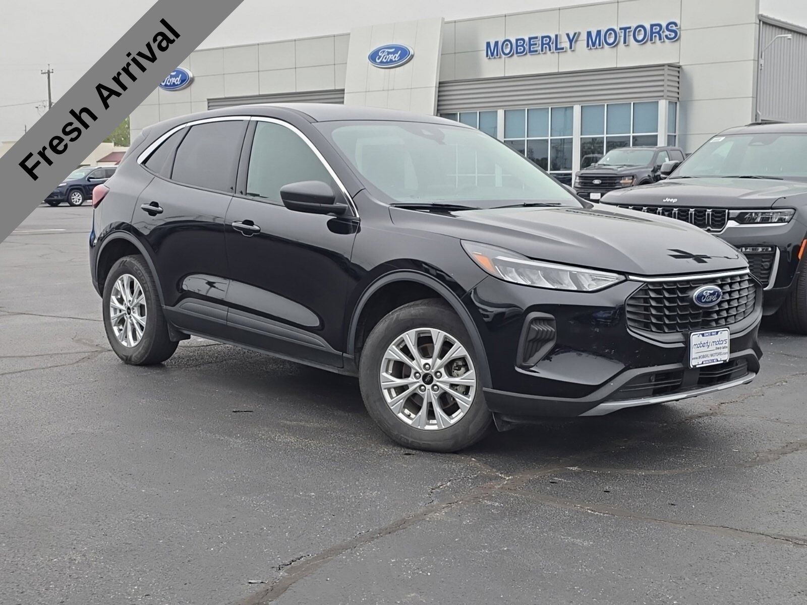 2023 FORD Escape