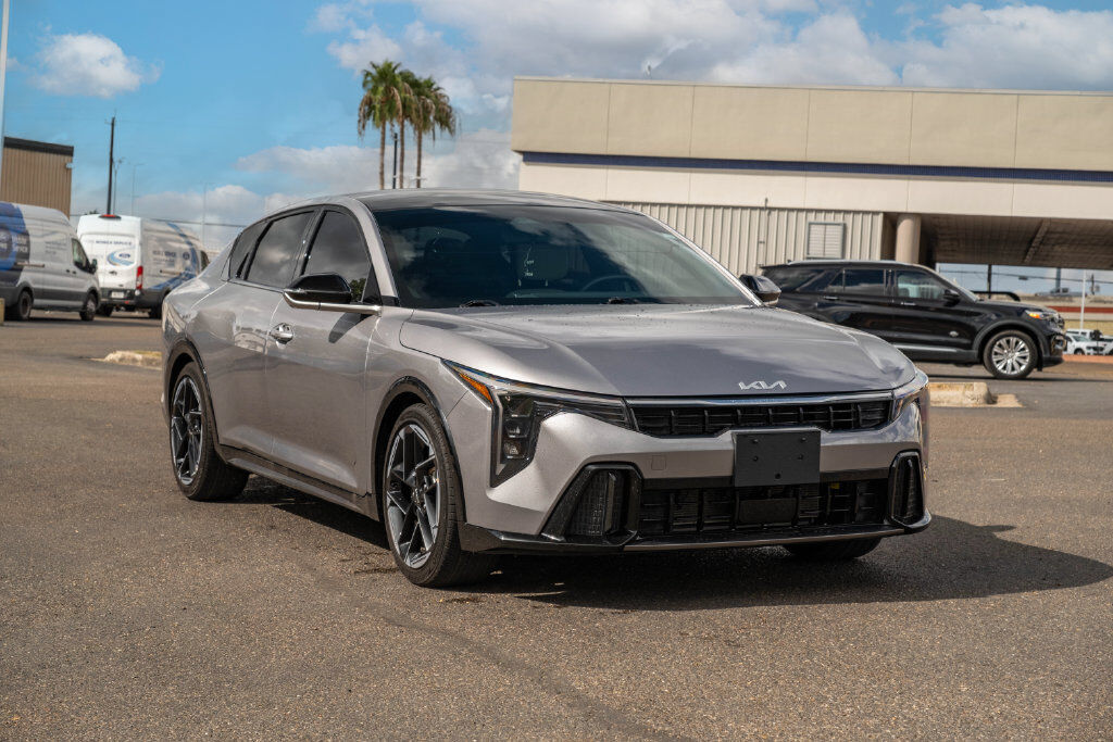2025 KIA K4