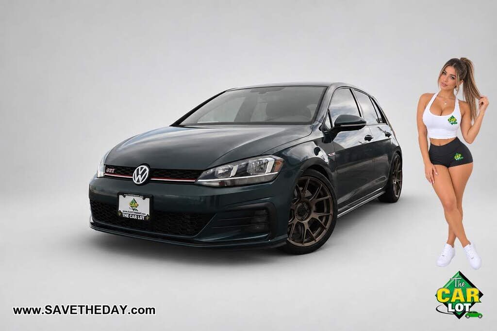 2019 VOLKSWAGEN Golf GTI