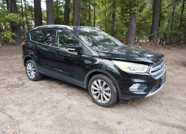 2017 FORD Escape