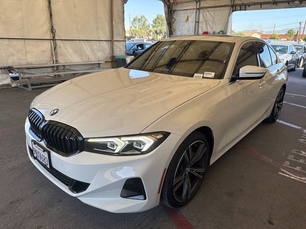 2024 BMW 330i