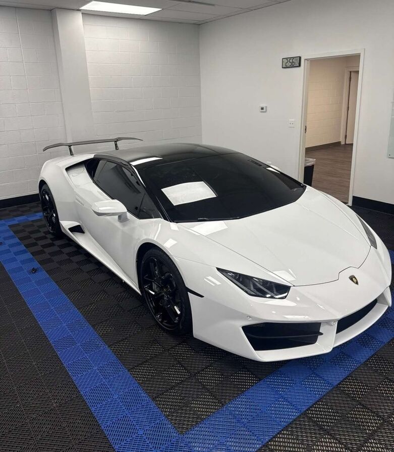 2017 LAMBORGHINI Huracan