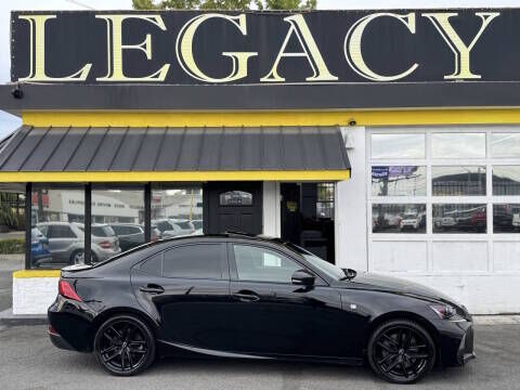 2019 LEXUS IS