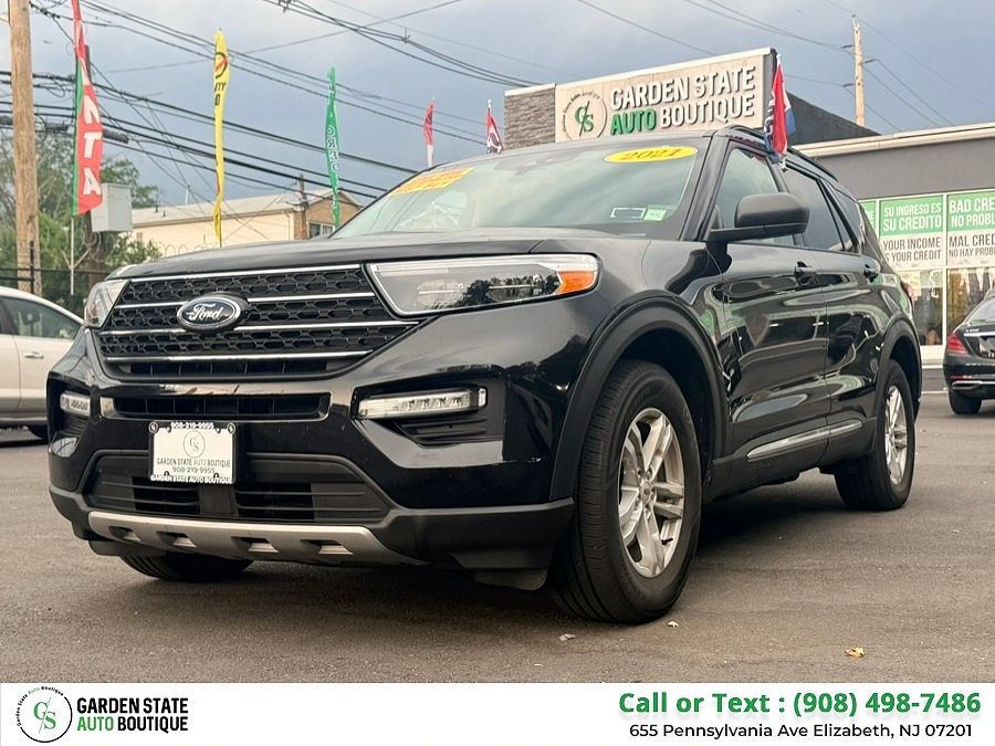 2021 FORD Explorer