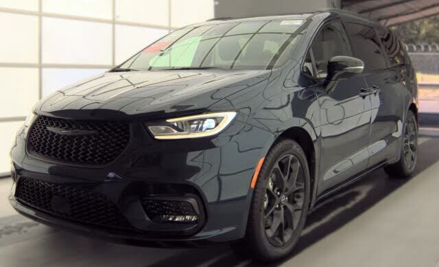 2025 CHRYSLER Pacifica