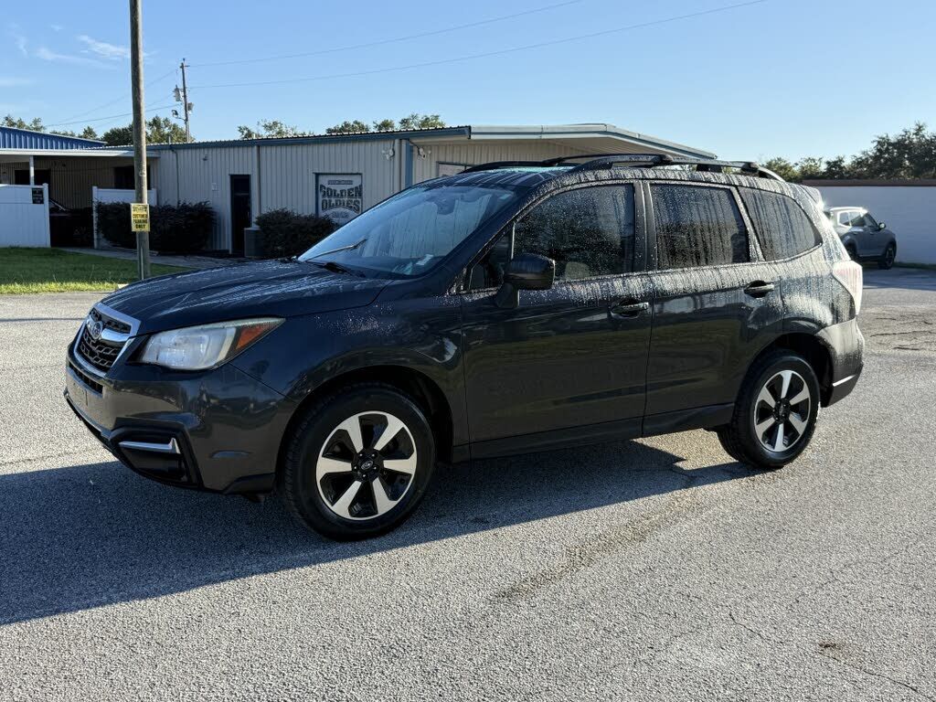 2017 SUBARU Forester