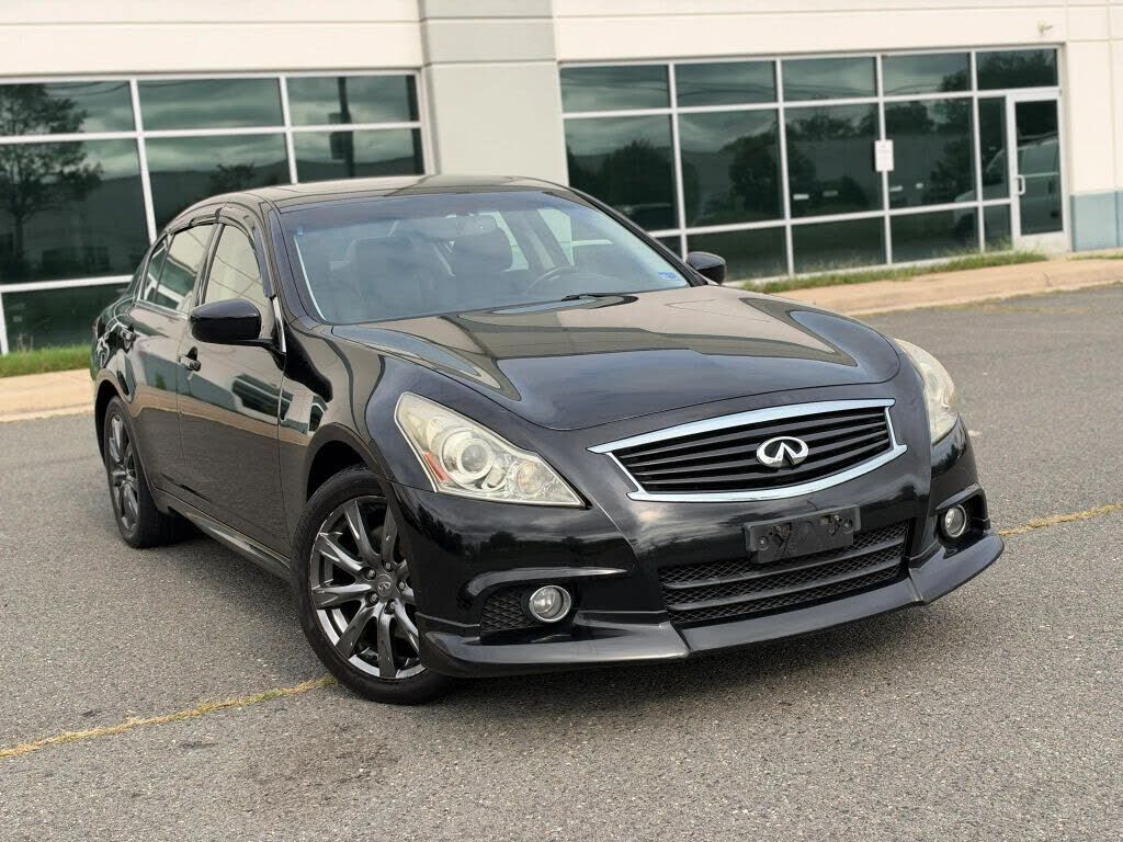 2012 INFINITI G37