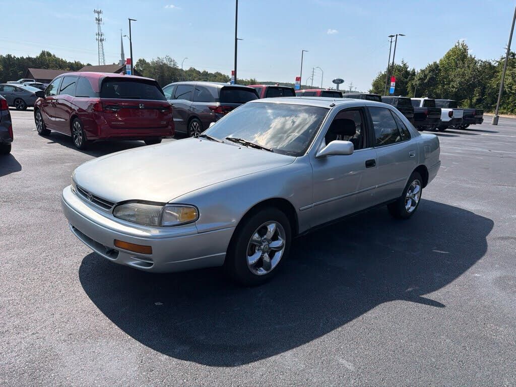 1996 TOYOTA Camry