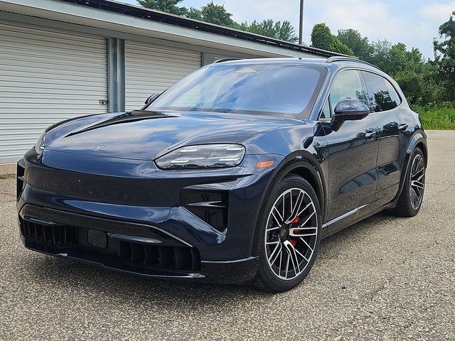 2026 PORSCHE Cayenne