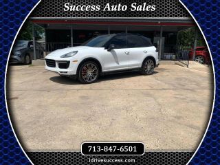 2018 PORSCHE Cayenne