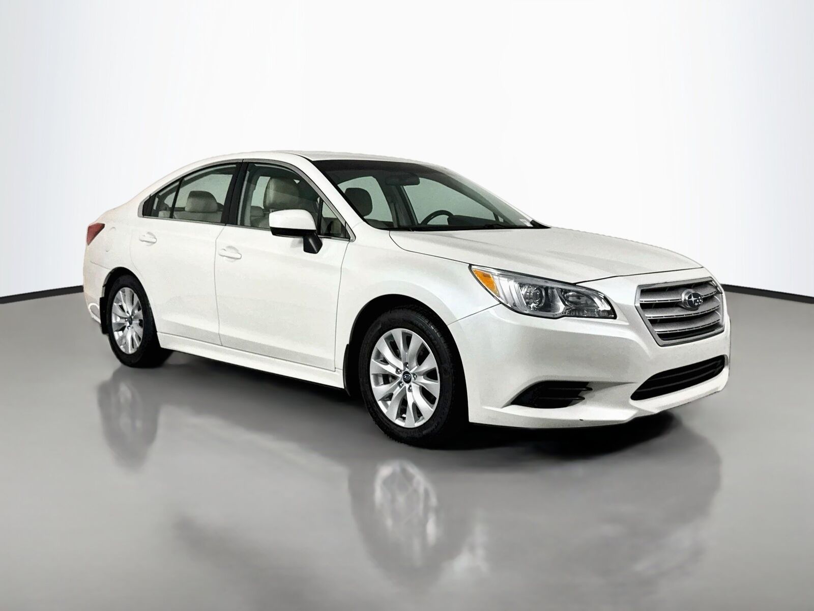 2015 SUBARU Legacy