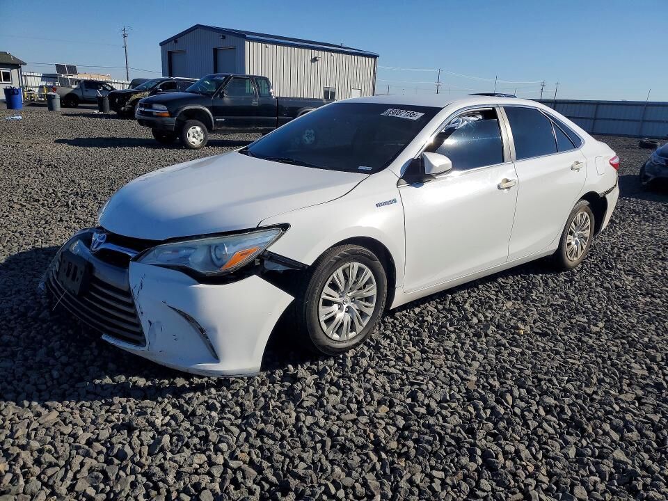2016 TOYOTA Camry