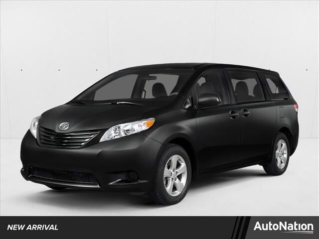 2014 TOYOTA Sienna
