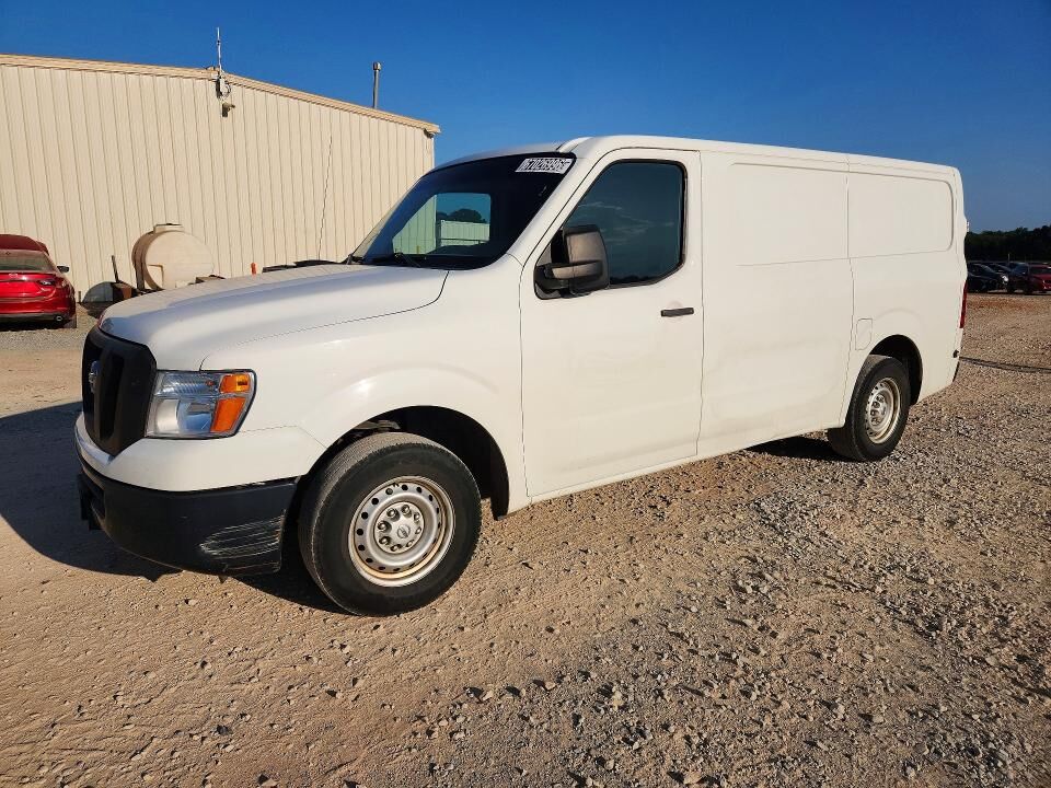 2018 NISSAN NV