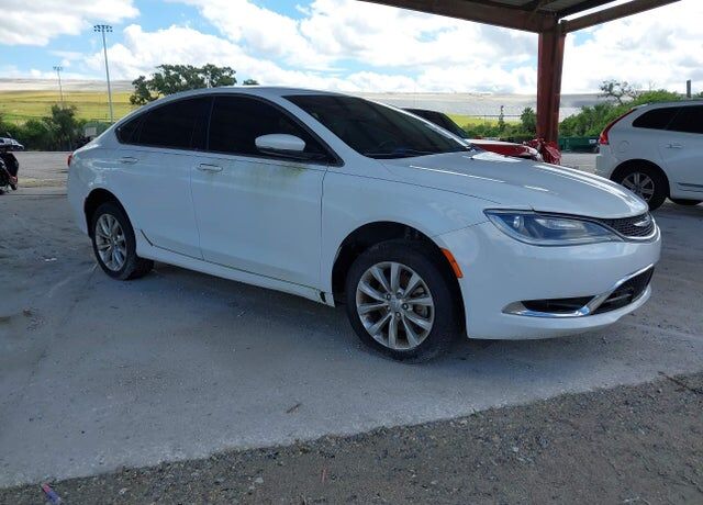 2015 CHRYSLER 200