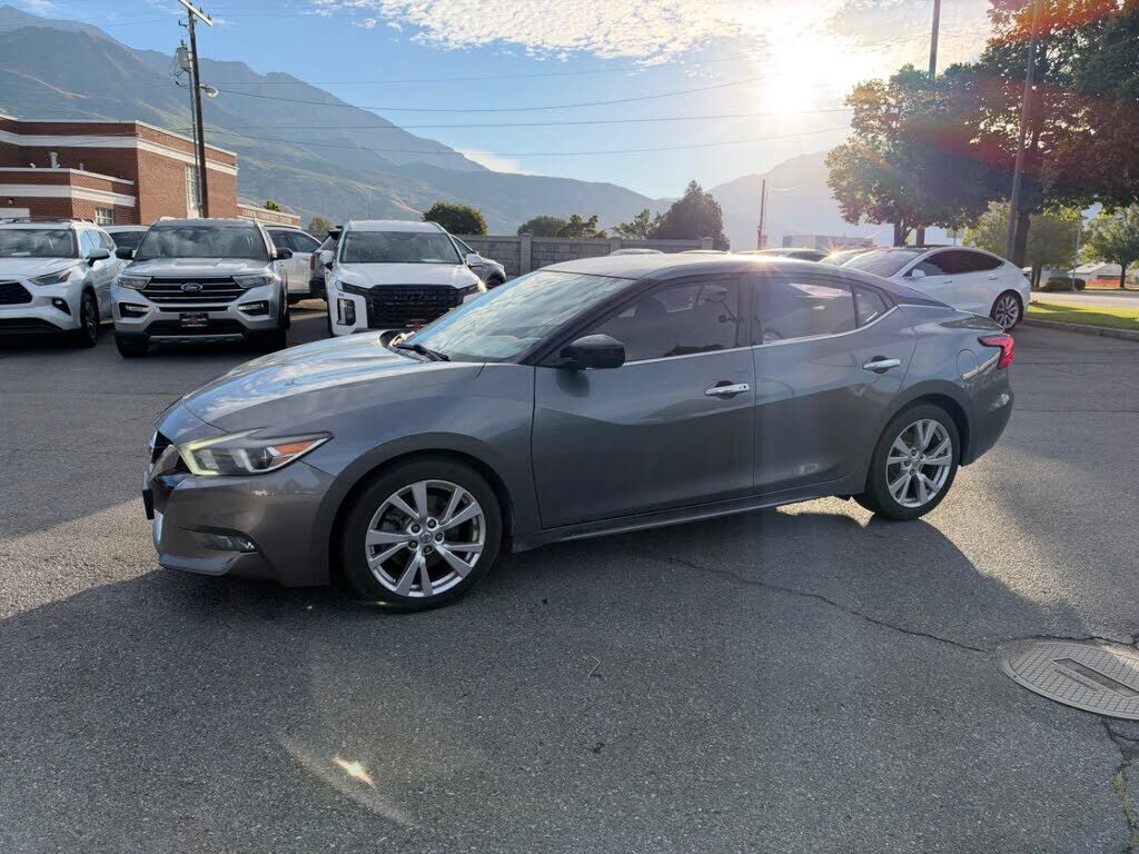 2016 NISSAN Maxima
