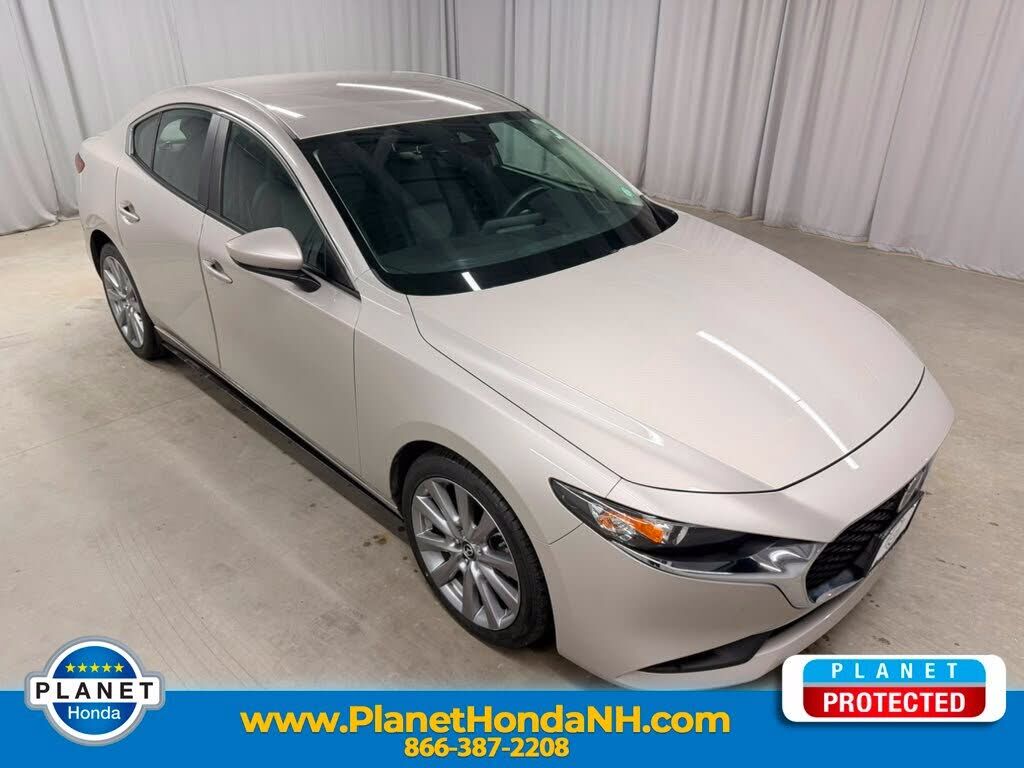 2022 MAZDA Mazda3