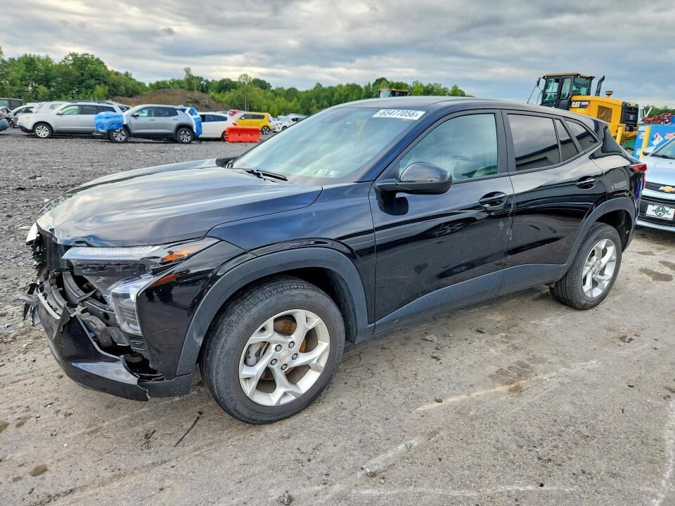 2025 CHEVROLET Trax