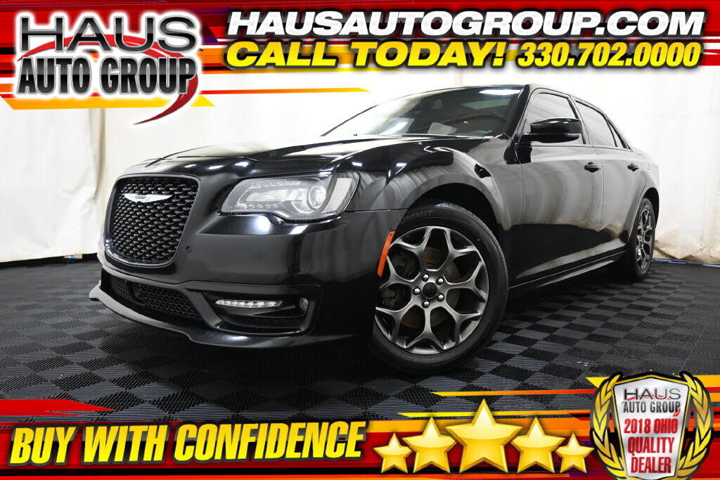 2017 CHRYSLER 300