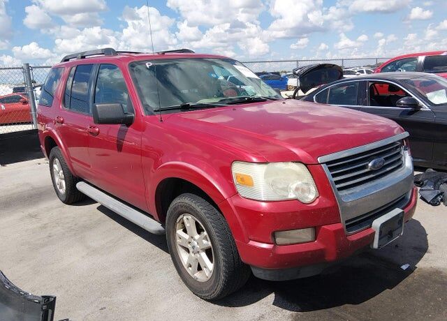 2010 FORD Explorer