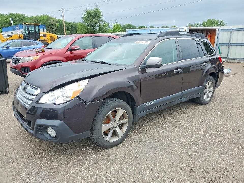 2013 SUBARU Outback
