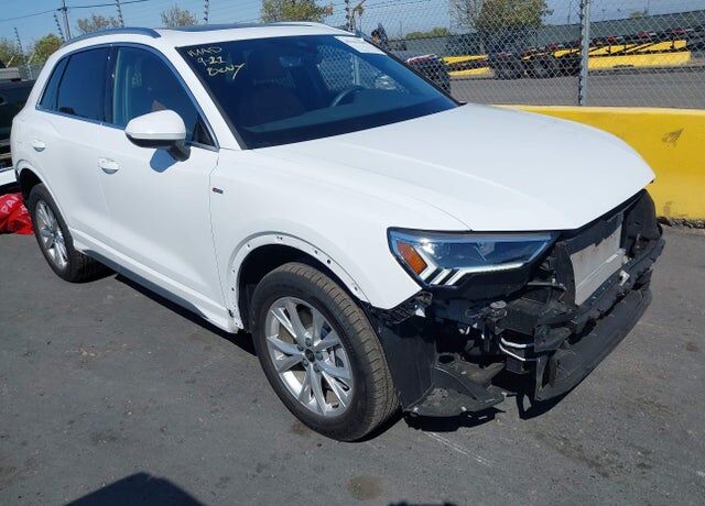 2024 AUDI Q3