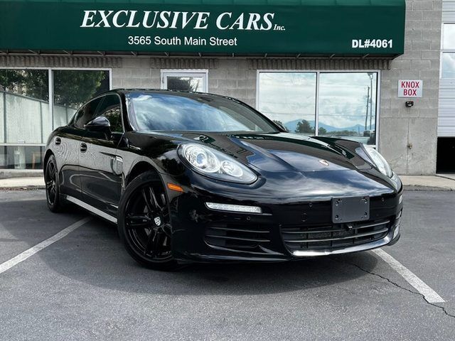 2014 PORSCHE Panamera