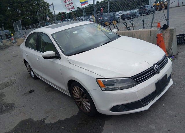 2012 VOLKSWAGEN Jetta