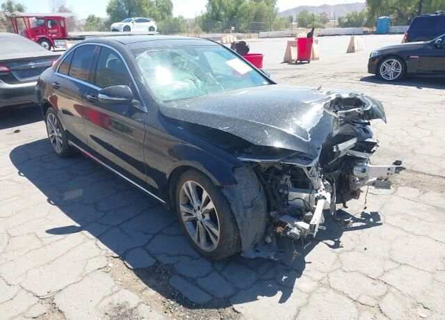 2015 MERCEDES-BENZ C-Class
