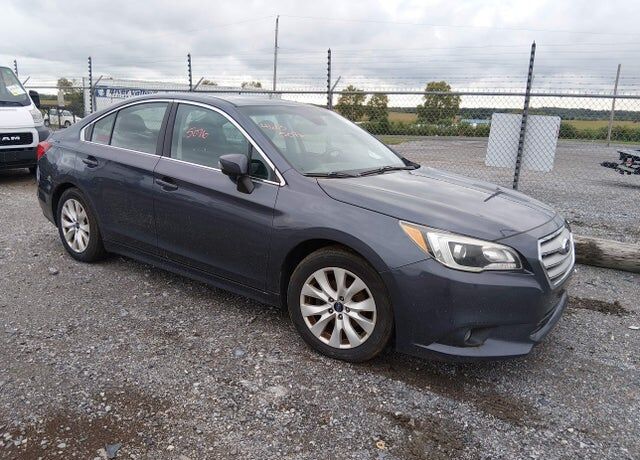 2017 SUBARU Legacy