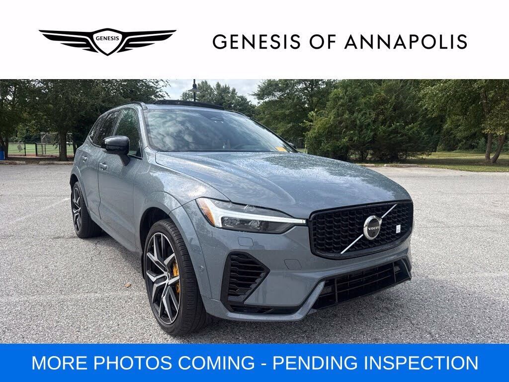 2022 VOLVO XC60