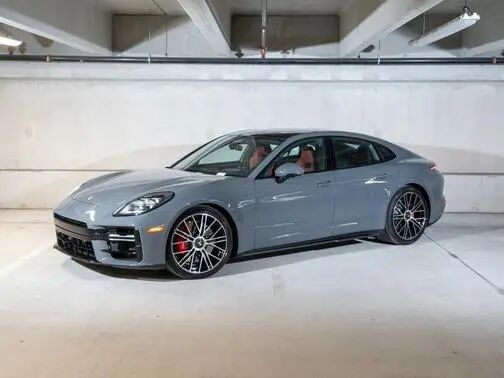 2026 PORSCHE Panamera