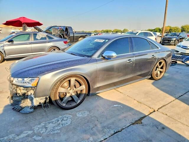 2016 AUDI S8